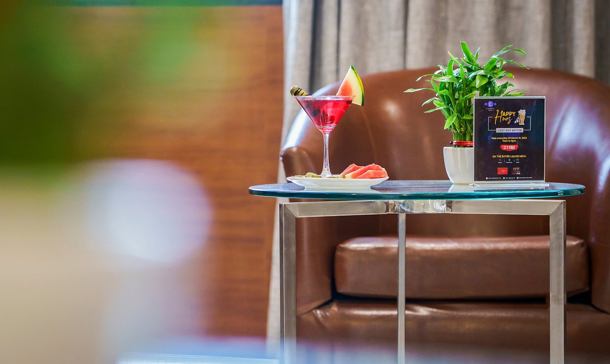 "Best Hotel In Shalimar Bagh, Delhi For Birthday Celebrations"- Caspia Hotel